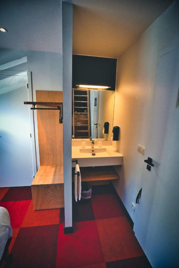 Hotel Aquatel Dinant Esterno foto